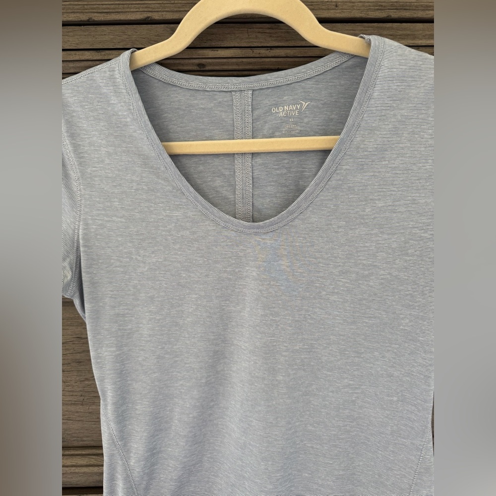 Go-Dry Short Sleeve Tee EUC Blue White Stripes Old Navy Active - Picture 4 of 15
